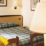 Campanile Rouen Nord - Hotel 2*