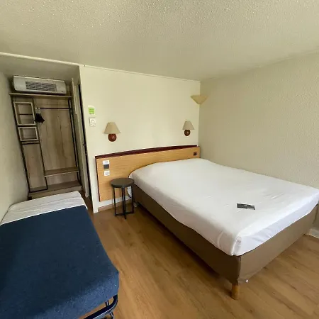 Campanile Rouen Nord - 3*