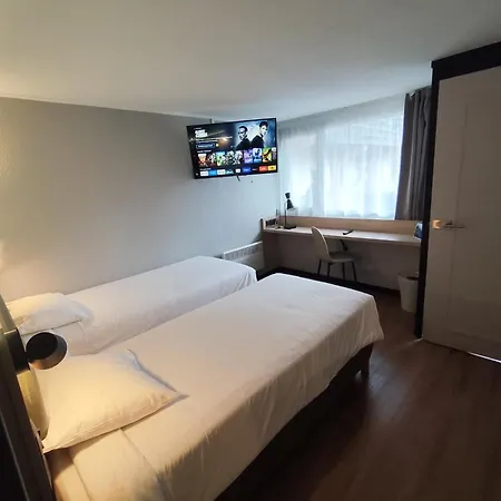 Campanile Rouen Nord -