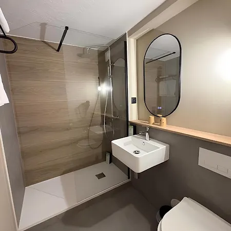 Campanile Nature - Rouen Nord Mont Saint Aignan Hotel 3*