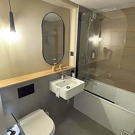 Campanile Rouen Nord - 3*