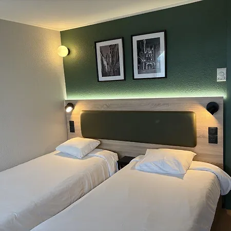 Hotel Campanile Nature - Rouen Nord Saint Aignan 3*