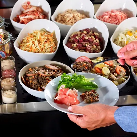 Campanile Rouen Nord -