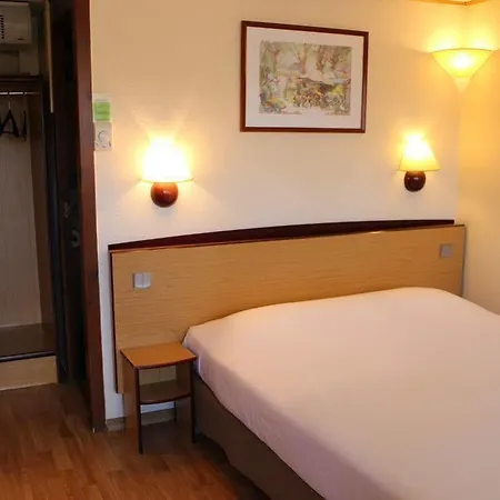 Campanile Nature - Rouen Nord Mont Saint Aignan Hotel
