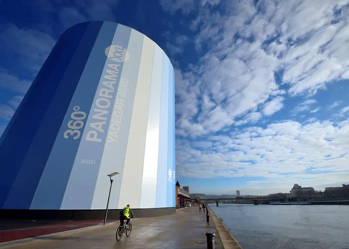 Campanile Rouen Nord - Hotel