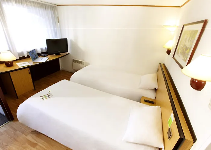 Campanile Rouen Nord - Hotel