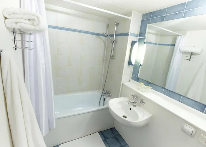 Campanile Rouen Nord - Hotel 2*